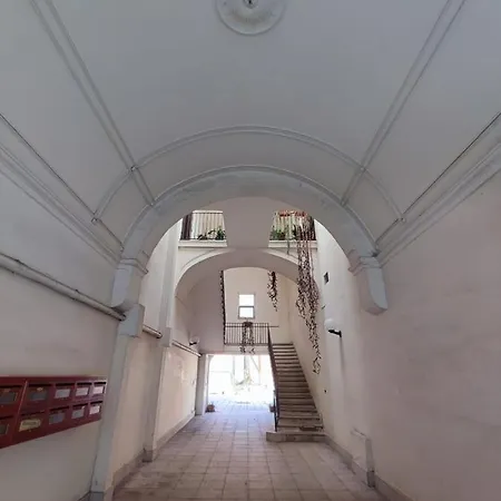 Апартаменти La Maisonette *